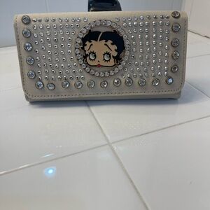 Betty Boop Studded Cream Wallet